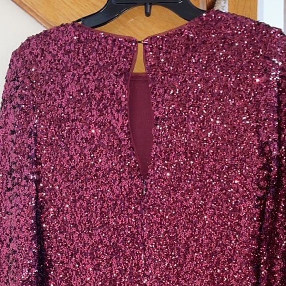 Women’s Formal Dress Sz 6, 10 Aqua Allover Sequin Long Sleeves Cocktail Red Gown - Picture 12 of 12